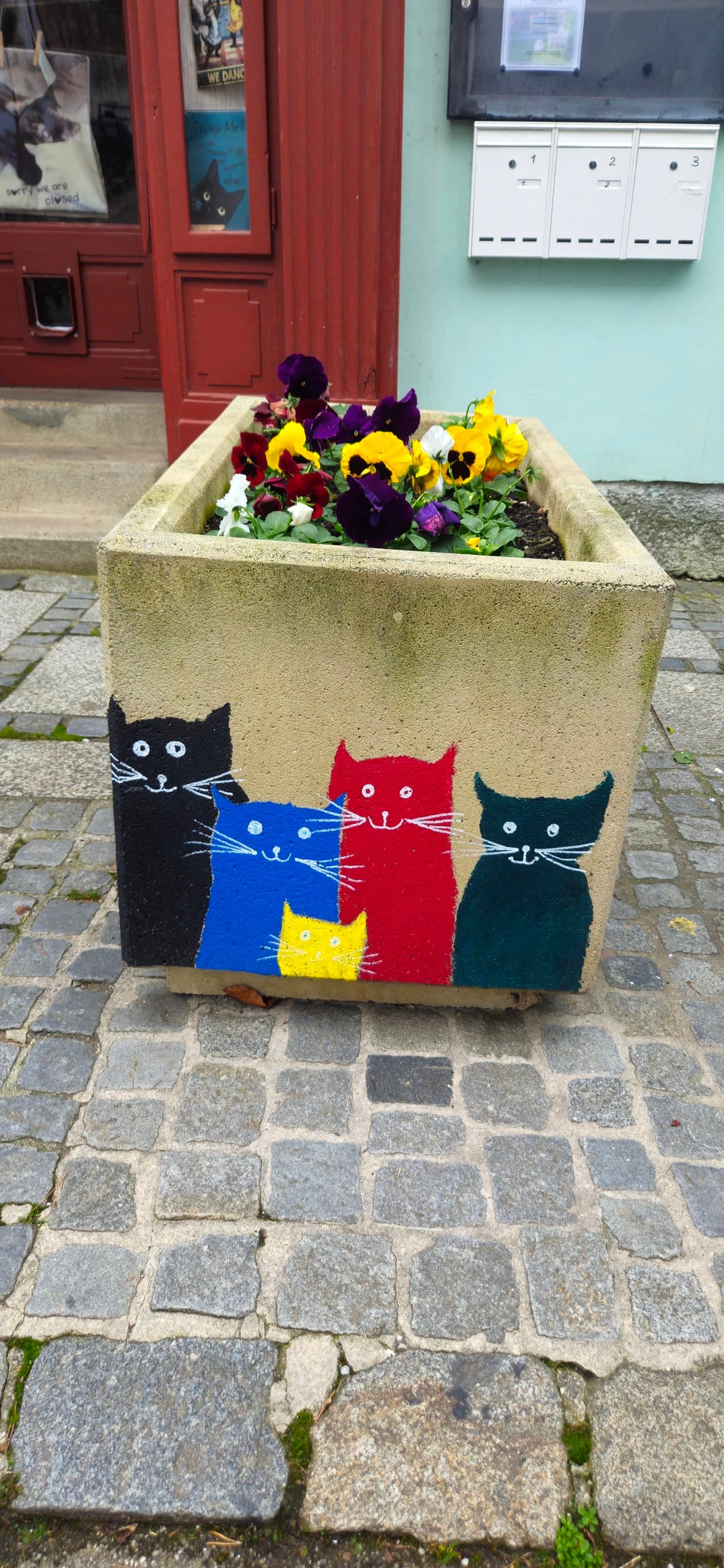 Austria Painted Cat Planter